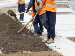 Come livellare un terreno